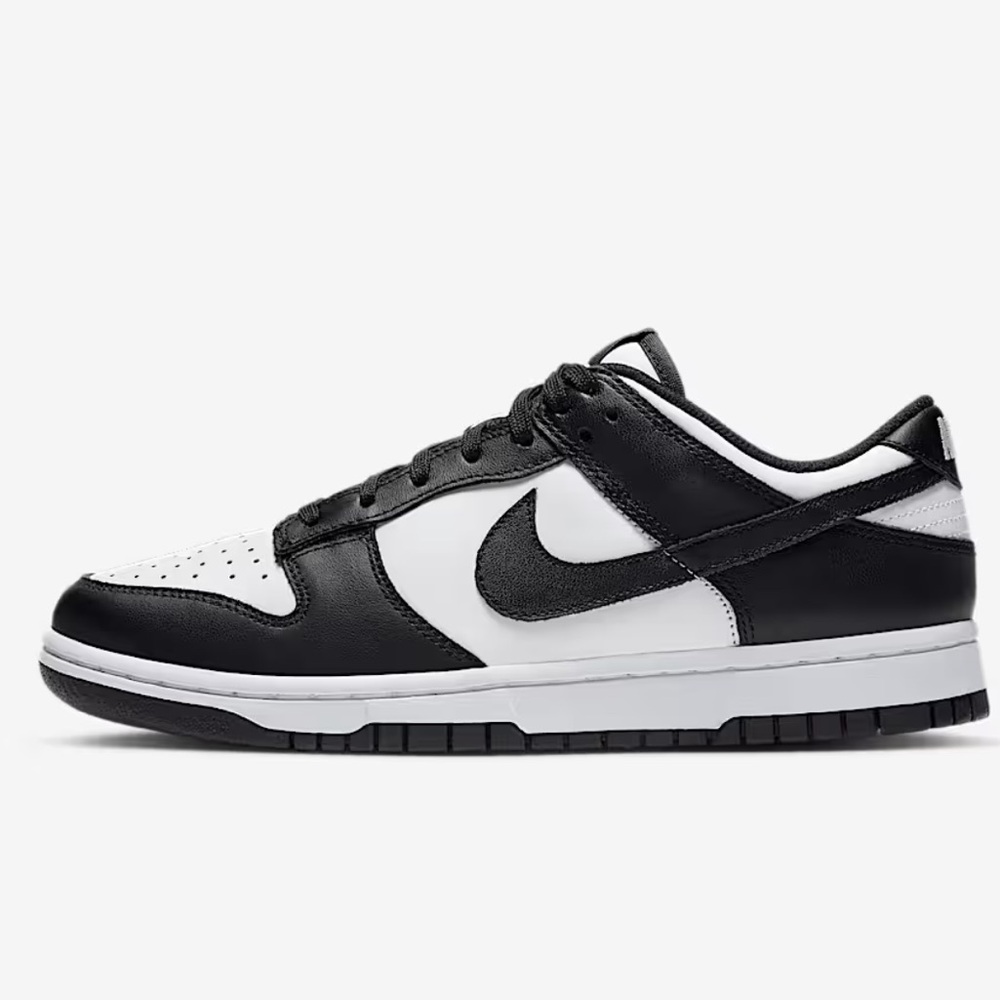 Nike Dunk Low Sneakers